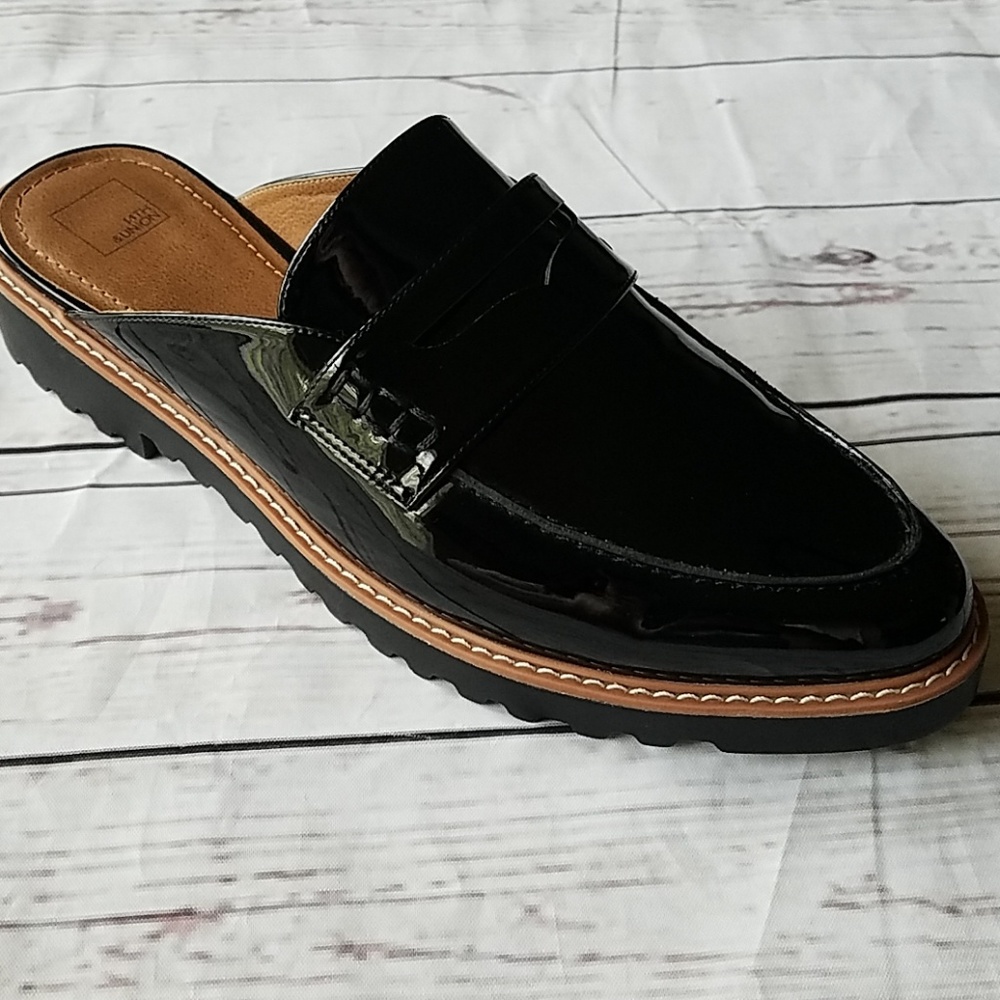 New 14th & Union black patent slip on shoe…